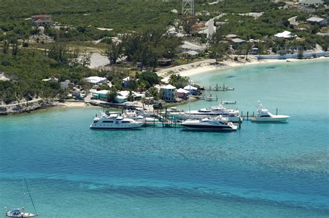 Staniel cay yacht club - Black Point Yacht Club Restaurant & Cottages is situated in the small Bahamian village of Black Point on Great Guana Cay in the Exuma Cays. We currently offer waterside cottages vacation rentals, a restaurant with a dock that handles boats up to 42 feet in length with a maximum draft of 10 feet. Black Point consists of small cottages, three ...